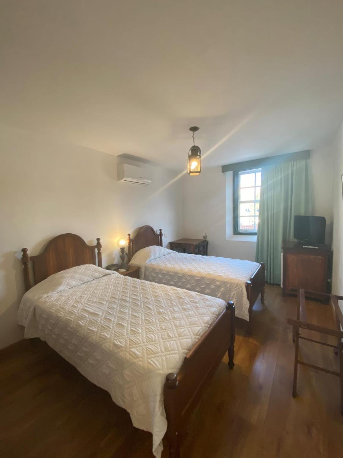 אורו פרטו Hotel Luxor מראה חיצוני תמונה