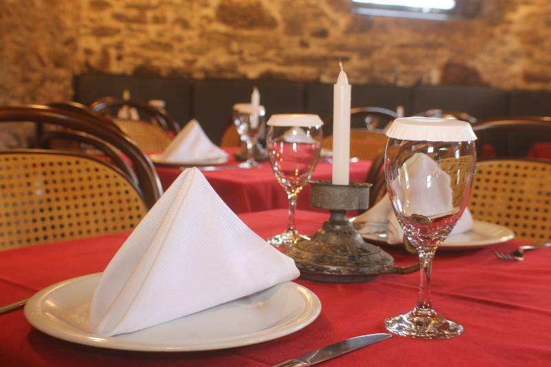 אורו פרטו Hotel Luxor מראה חיצוני תמונה